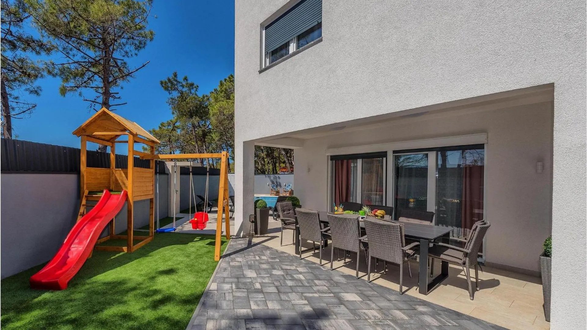 Villa Karlo Vir Holiday home