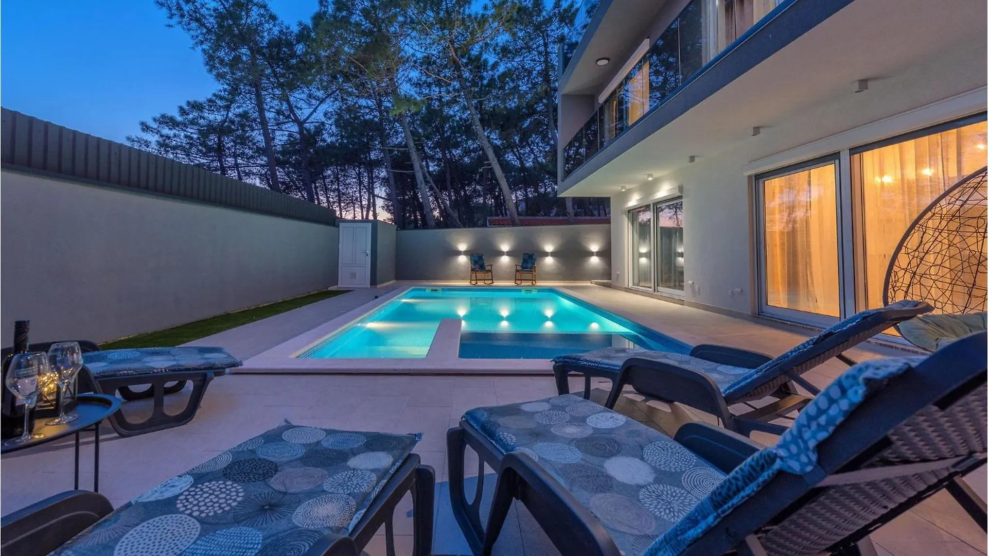Holiday home Villa Karlo Vir